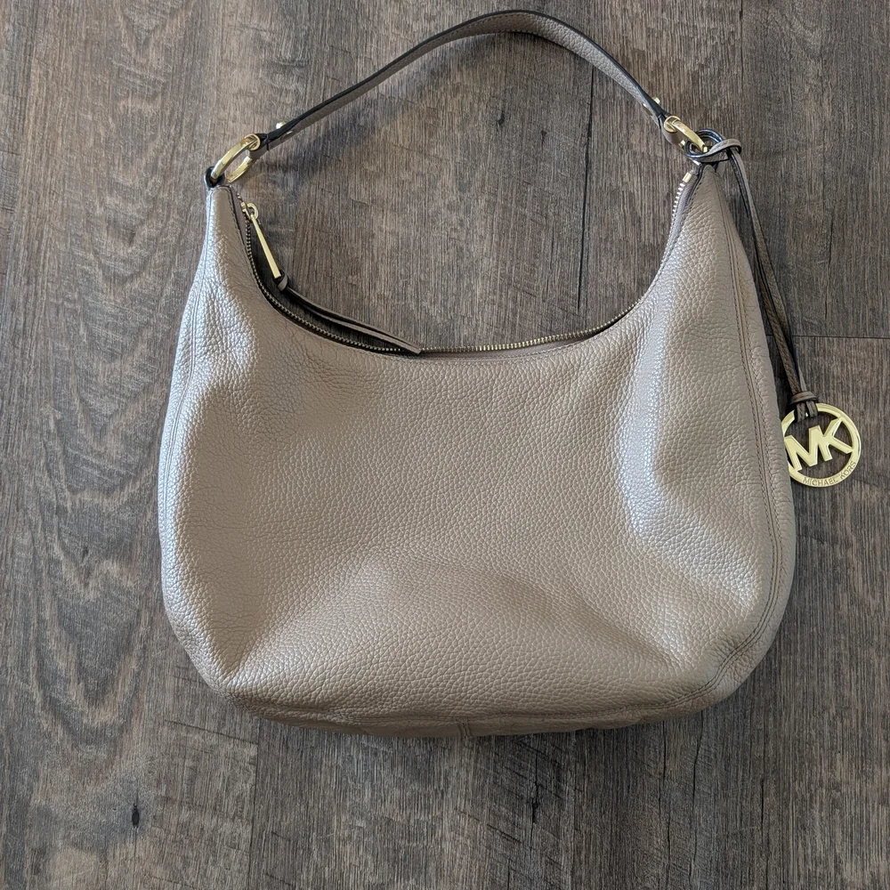 Michael Kors Tan Leather Shoulder Bag - Picture 7 of 7